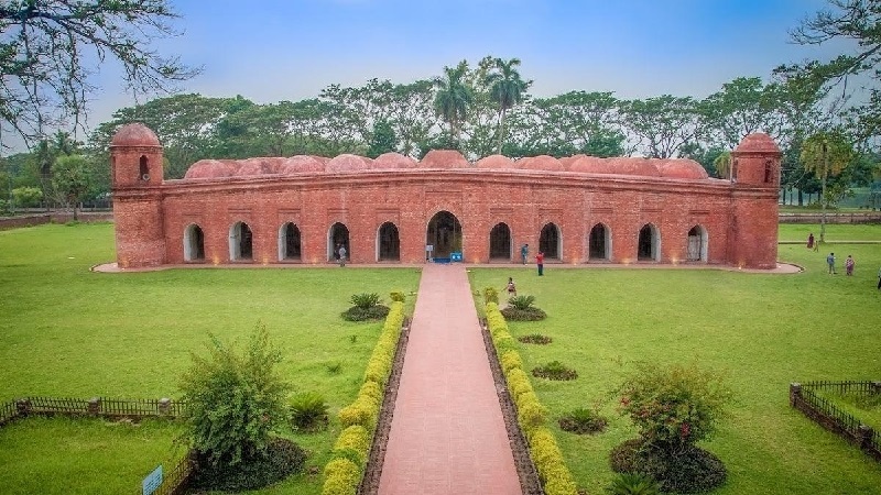 হযরত খান জাহান আলী (রহ.): বাংলার ইতিহাসে এক মহান সাধক ও স্থপতি